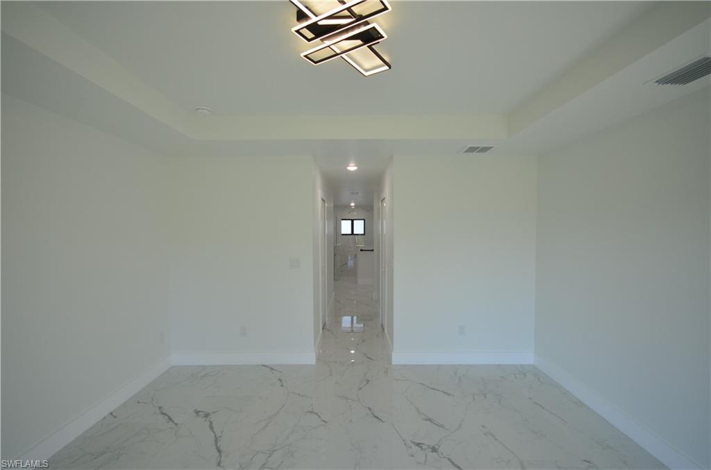 1242 Hathor St E Property Photo 36