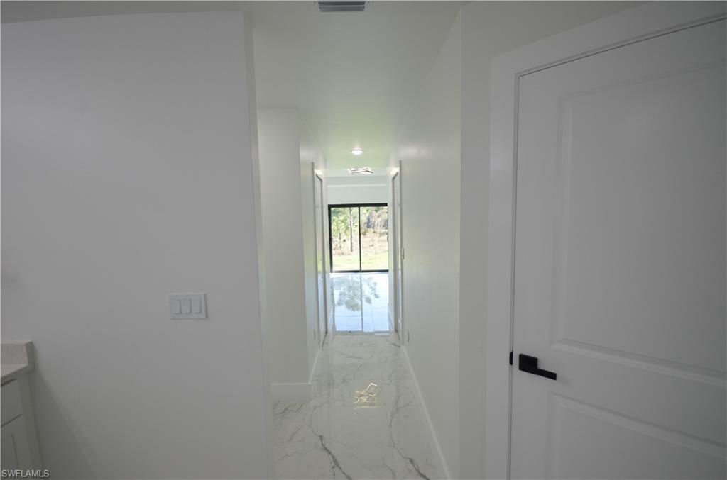 1242 Hathor St E Property Photo 45