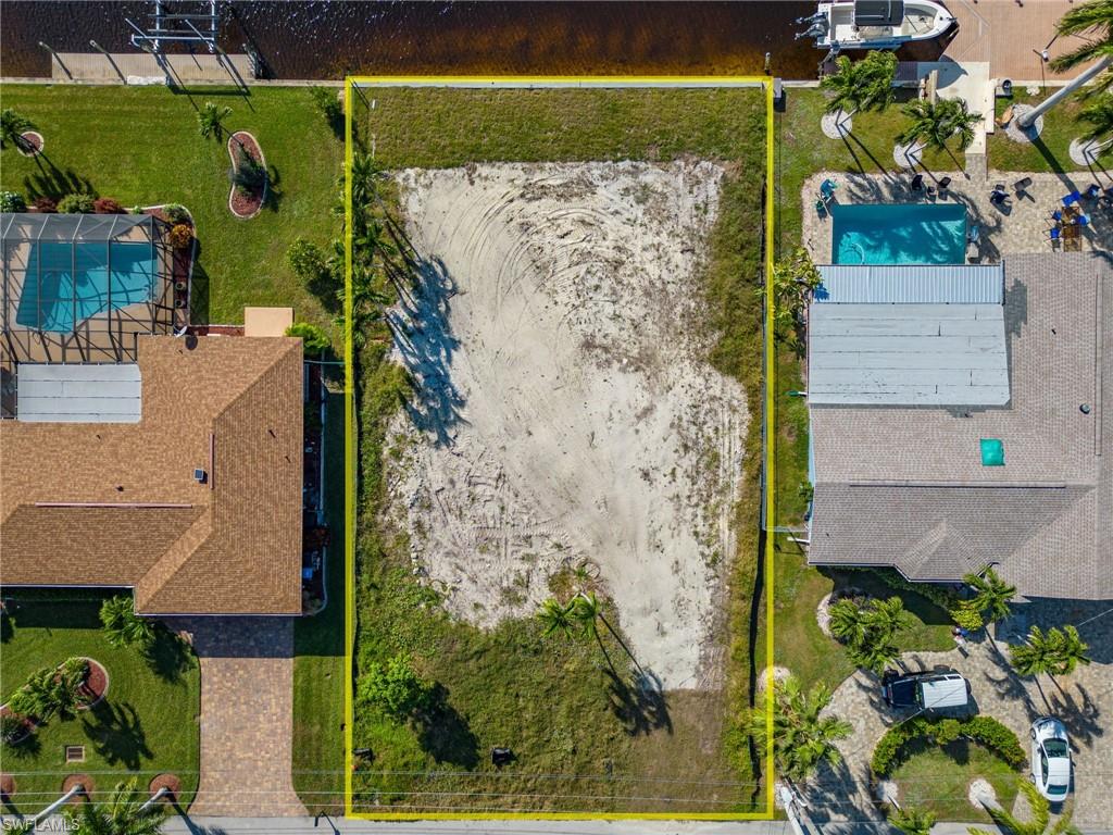 5230 Tamiami CT Property Photo 1