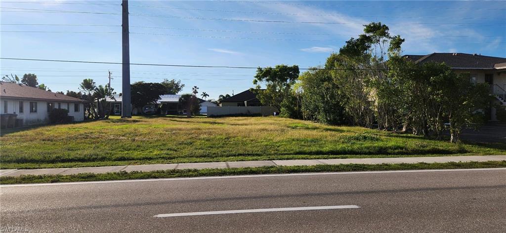 4502 Santa Barbara Blvd Property Photo 4