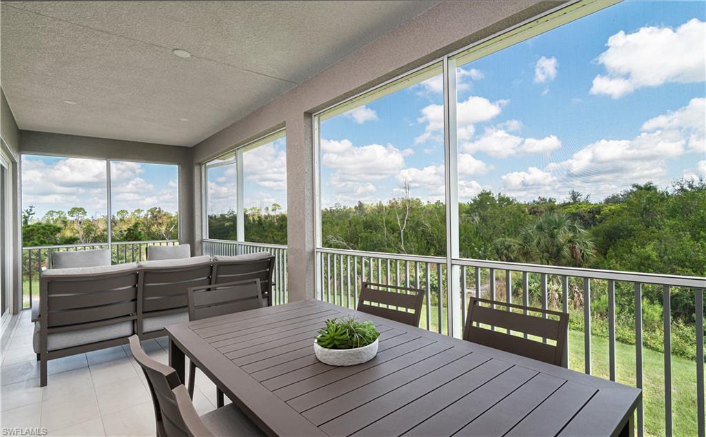309 Indies Dr W # 202 Property Photo 2