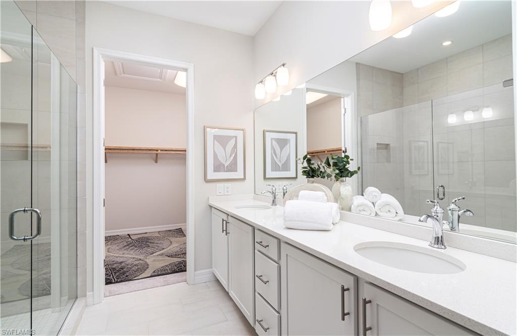 309 Indies Dr W # 202 Property Photo 6