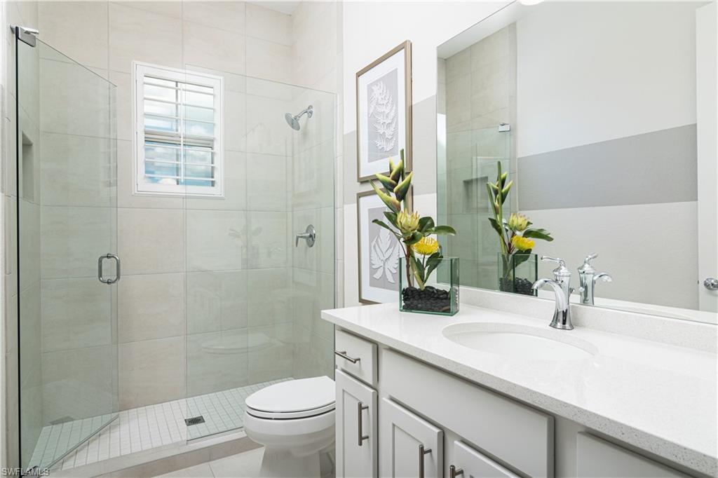 309 Indies Dr W # 202 Property Photo 9