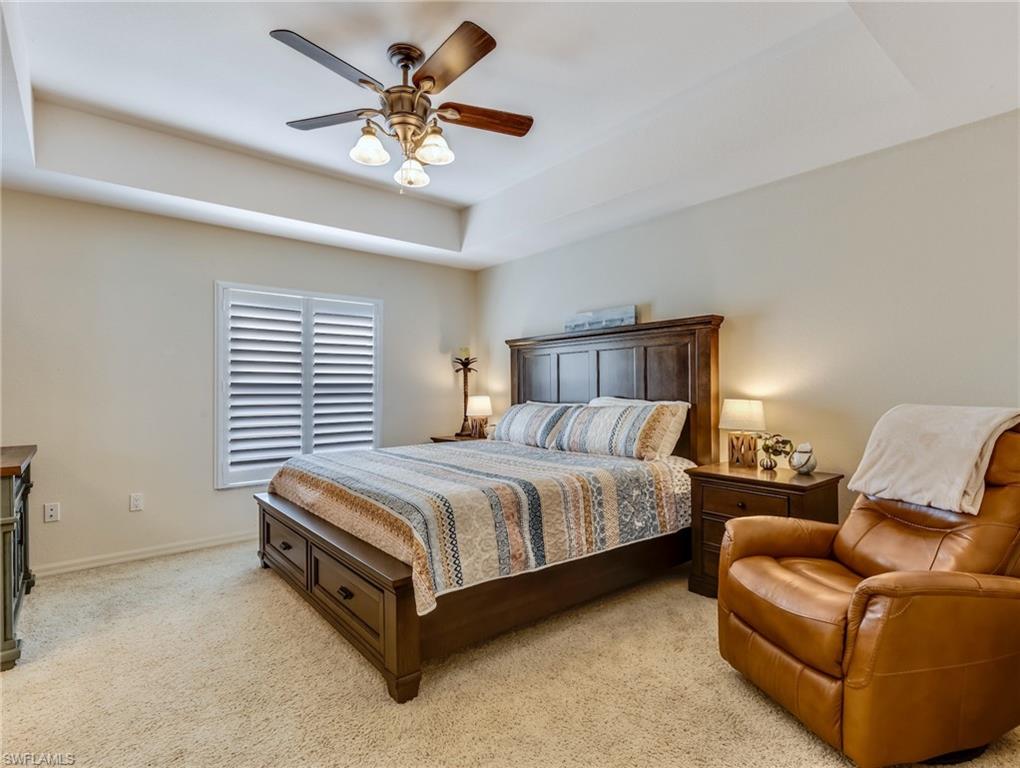 10060 Lake Cove Dr # 102 Property Photo 14
