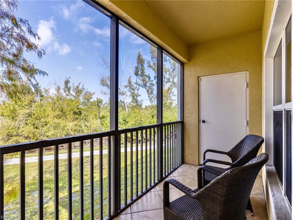 10060 Lake Cove Dr # 102 Property Photo 23