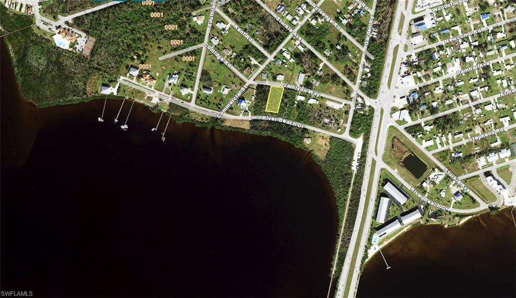 14332 River Beach Dr Property Photo 2