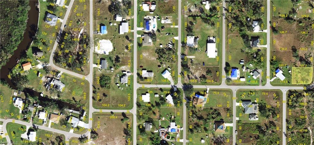 375 Coast Line Blvd Property Photo 3