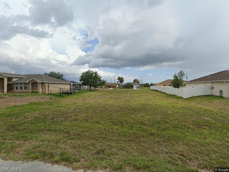2134 NE 17th TER Property Photo 1