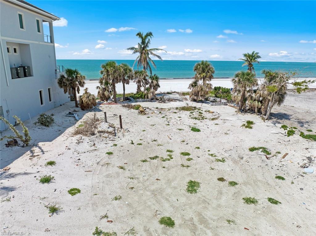 3750 Estero Blvd Property Photo 10