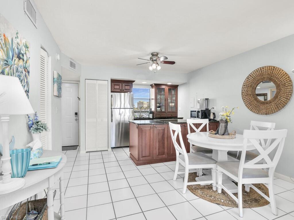 1027 Anglers Cv # 402 Property Photo 13