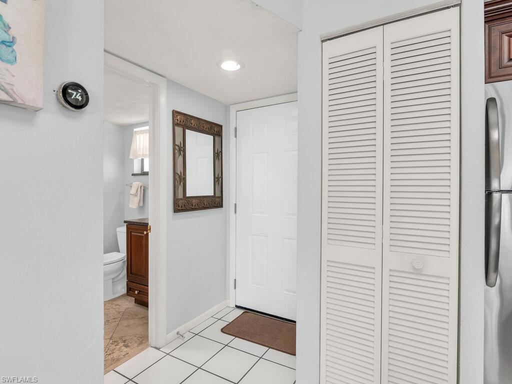 1027 Anglers Cv # 402 Property Photo 18