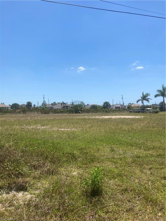 2854 Nw 6th Ter Property Photo 2