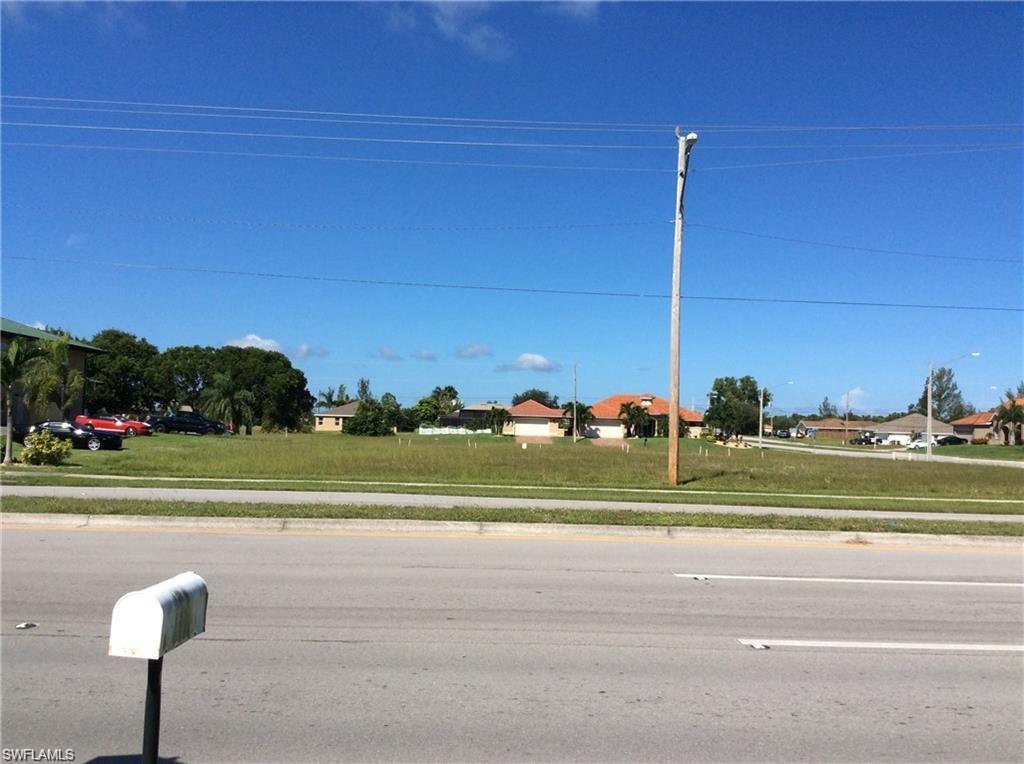 3706 Chiquita Blvd S Property Photo 3