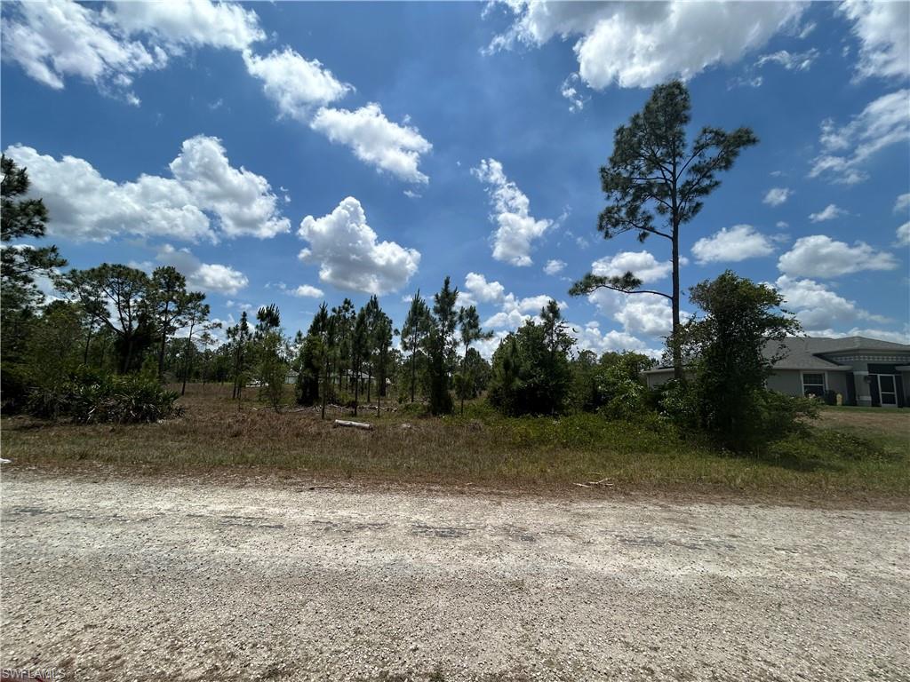 858 Arogon St E Property Photo 1