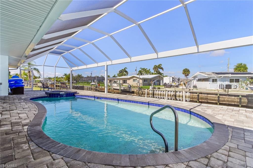 4396 Harbour Ter Property Photo 3