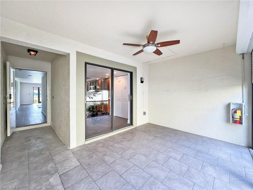 12521 Kelly Sands Way # 29 Property Photo 5