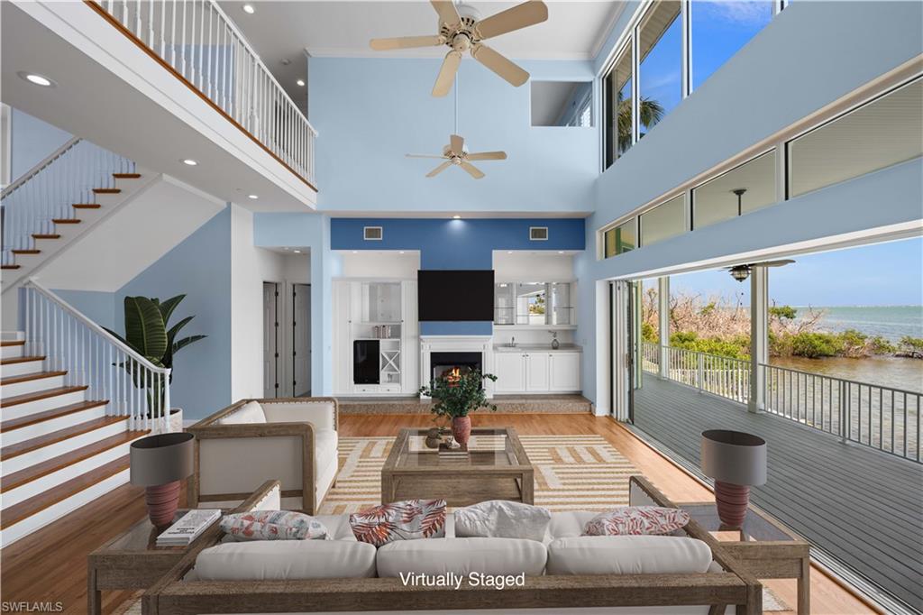 2272 Macadamia Ln Property Photo 17