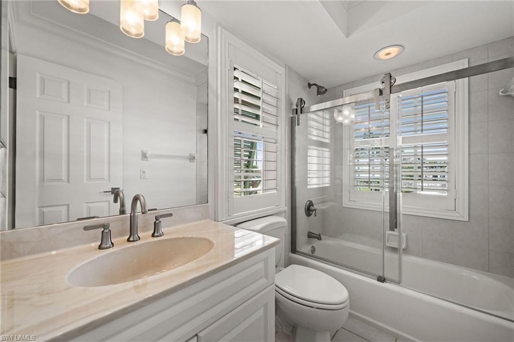 2272 Macadamia Ln Property Photo 33
