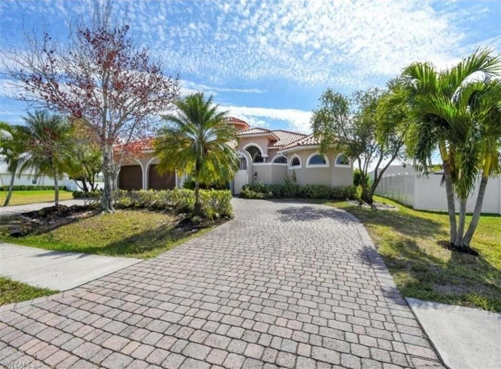 2622 Beach Pkwy W Property Photo 1