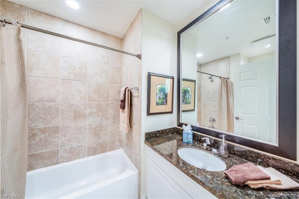 5068 Annunciation Cir # 4306 Property Photo 19