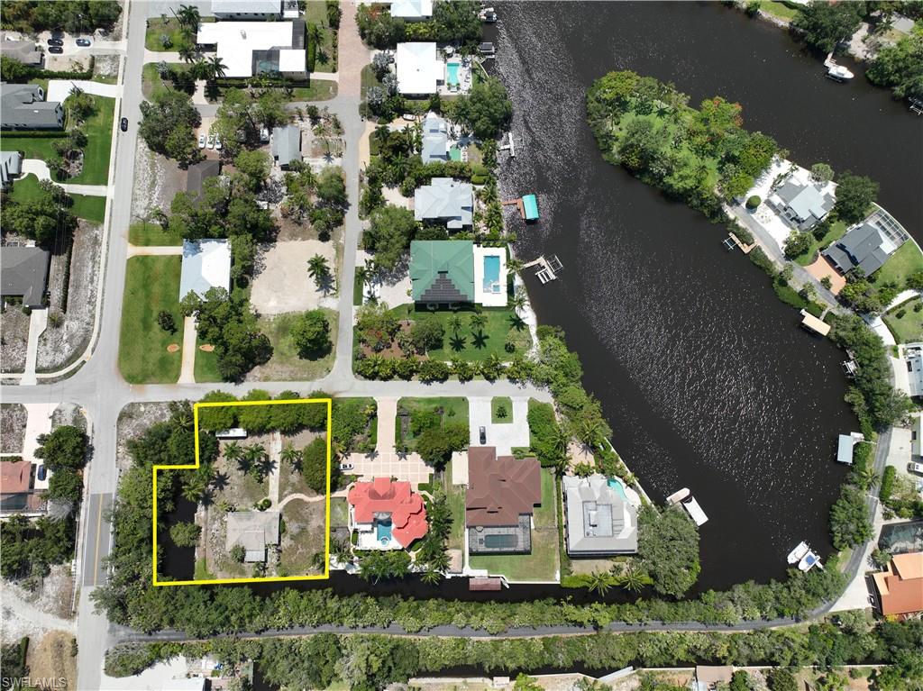27584 Imperial River Rd Property Photo 2