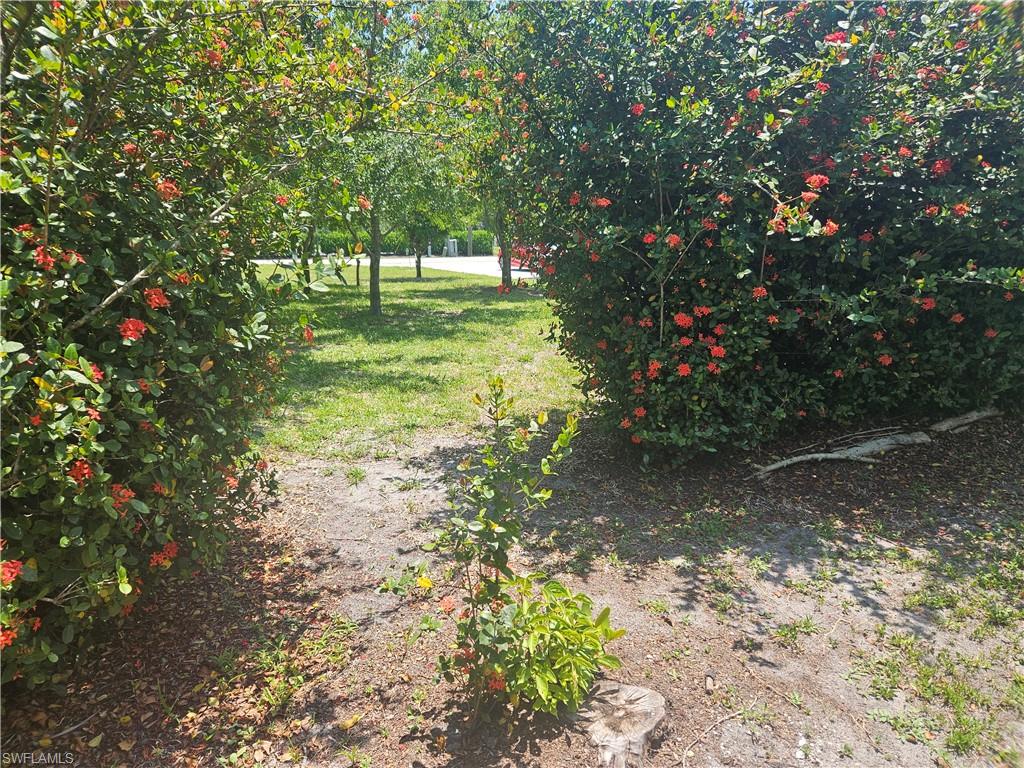 863 Manatee Rd Property Photo 9