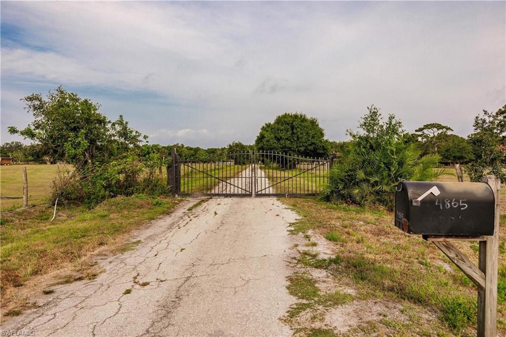 4865 Hog Bay Ave S Property Photo 27