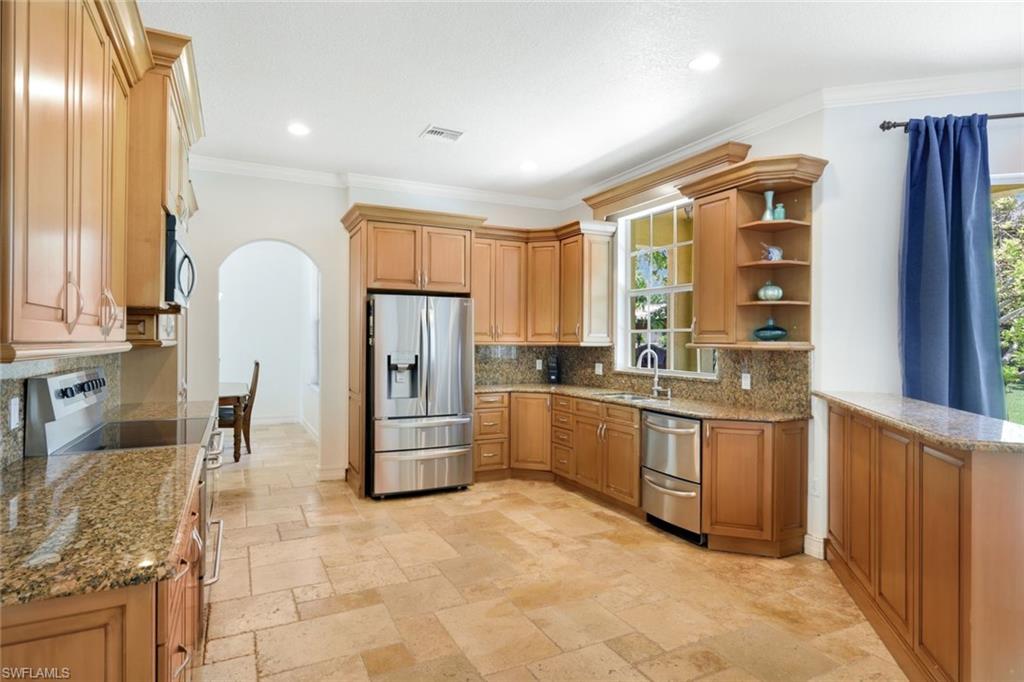 3180 Safe Harbor Dr Property Photo 3