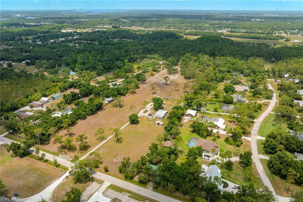 18301 Old Bayshore Rd Property Photo 24