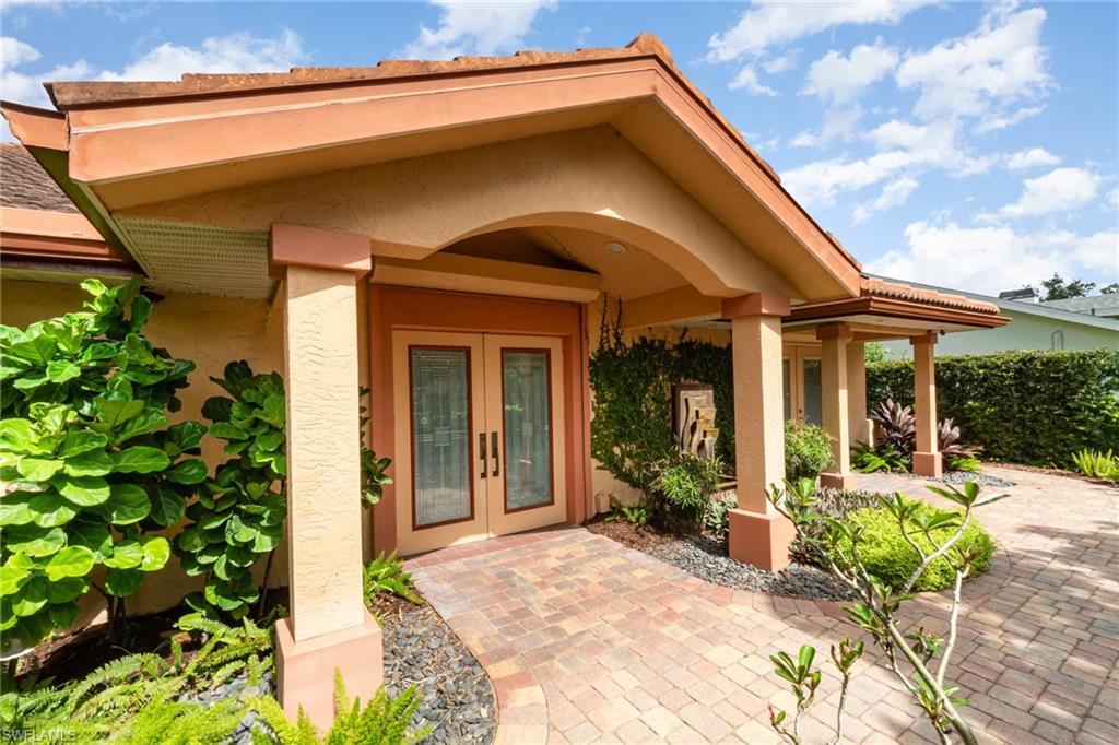 15854 Gleneagle Ct Property Photo 5
