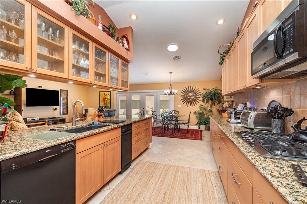 15854 Gleneagle Ct Property Photo 17