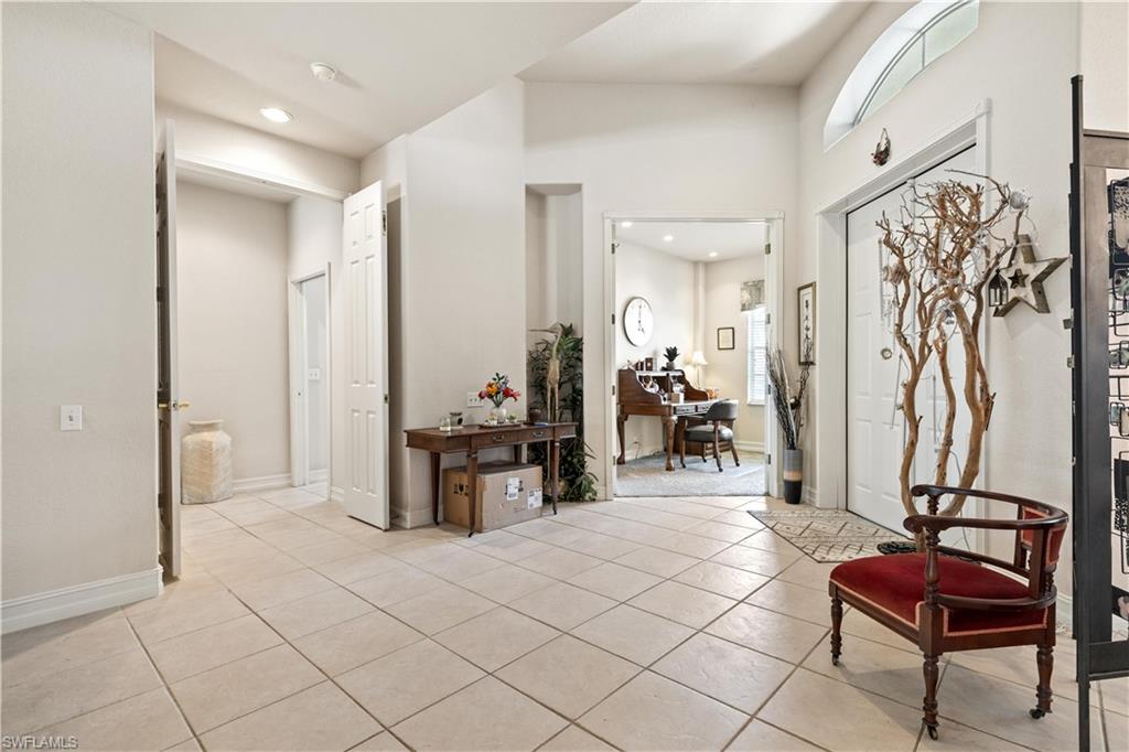 1911 Lagoon Ln Property Photo 11