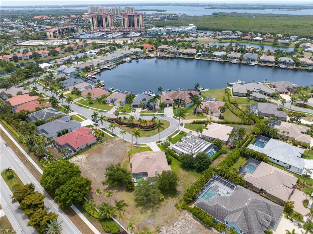 1911 Lagoon Ln Property Photo 13