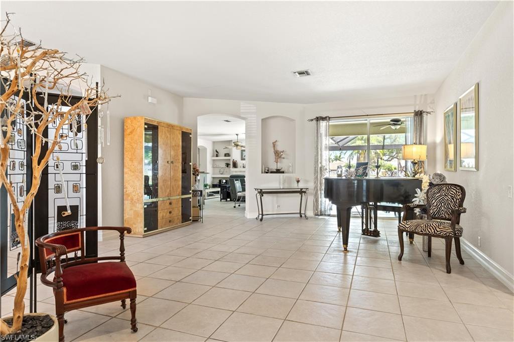 1911 Lagoon Ln Property Photo 16