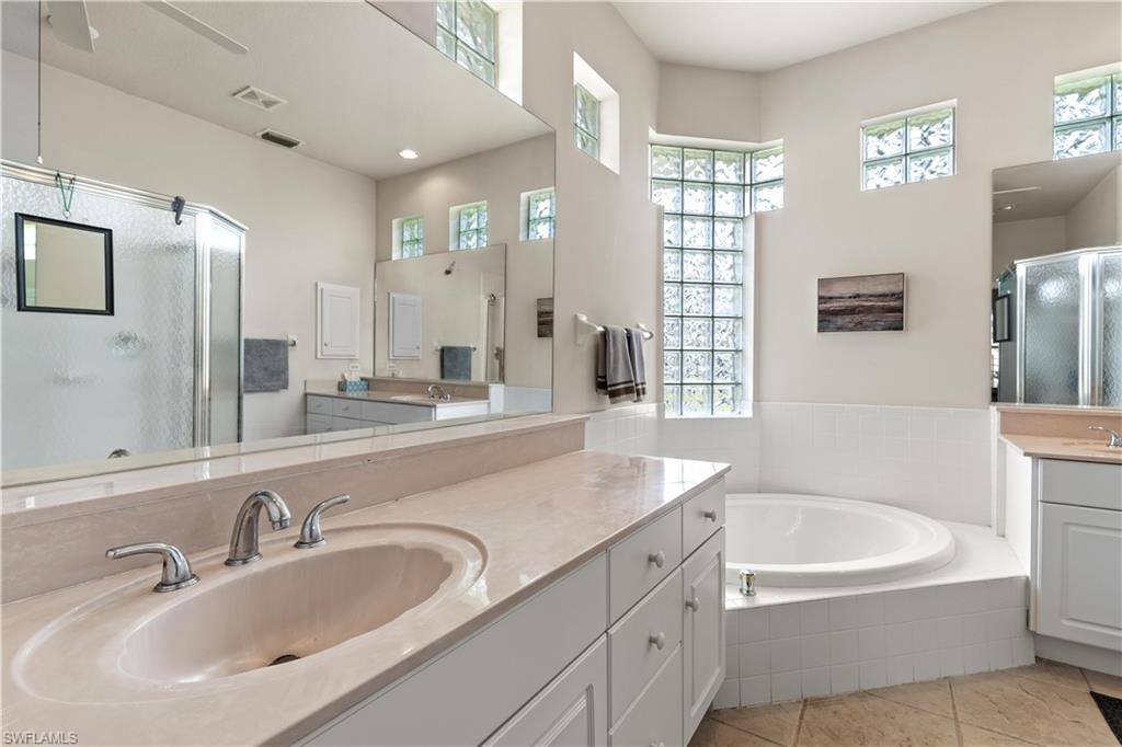 1911 Lagoon Ln Property Photo 28