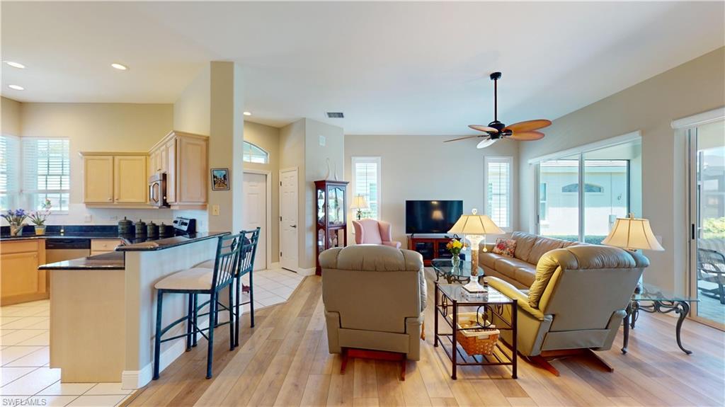 16380 Willowcrest Way Property Photo 10