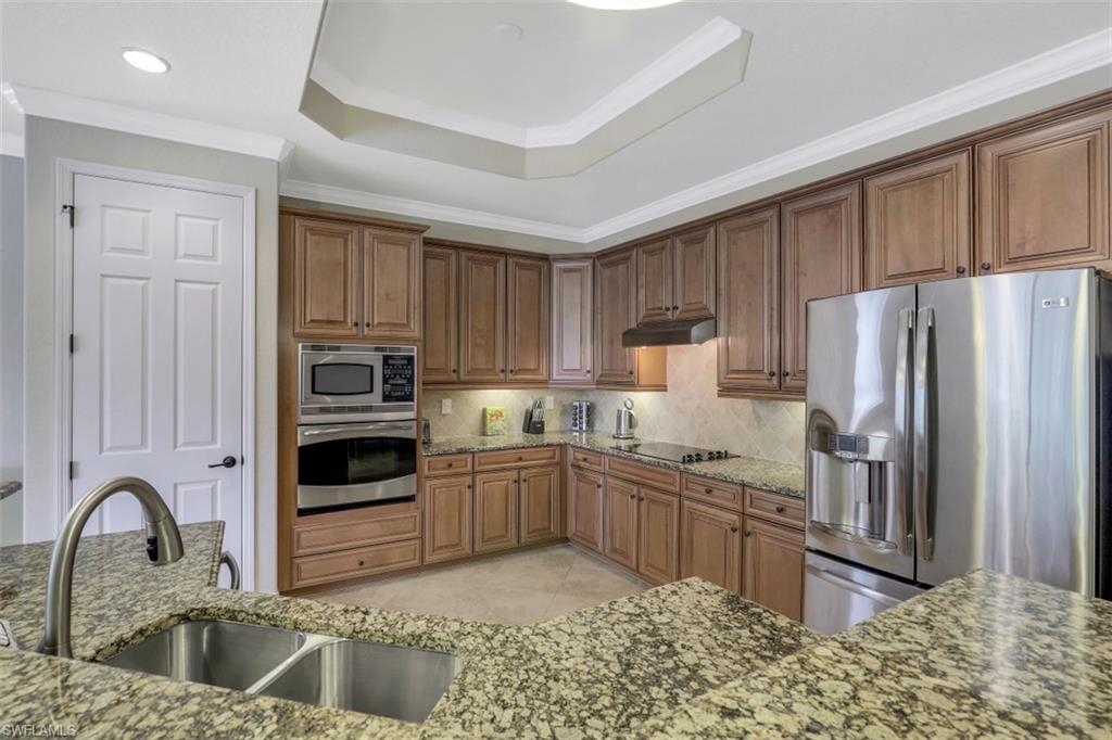 9530 Piacere Way Property Photo 13