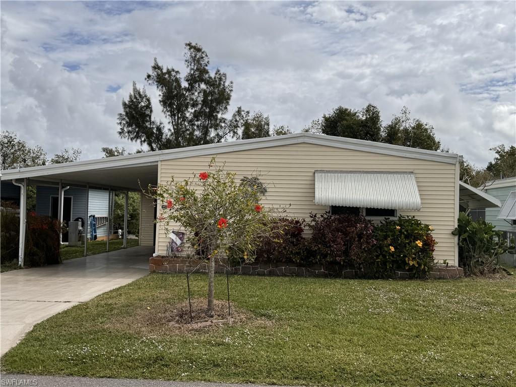 350 Shoreland Dr Property Photo 1