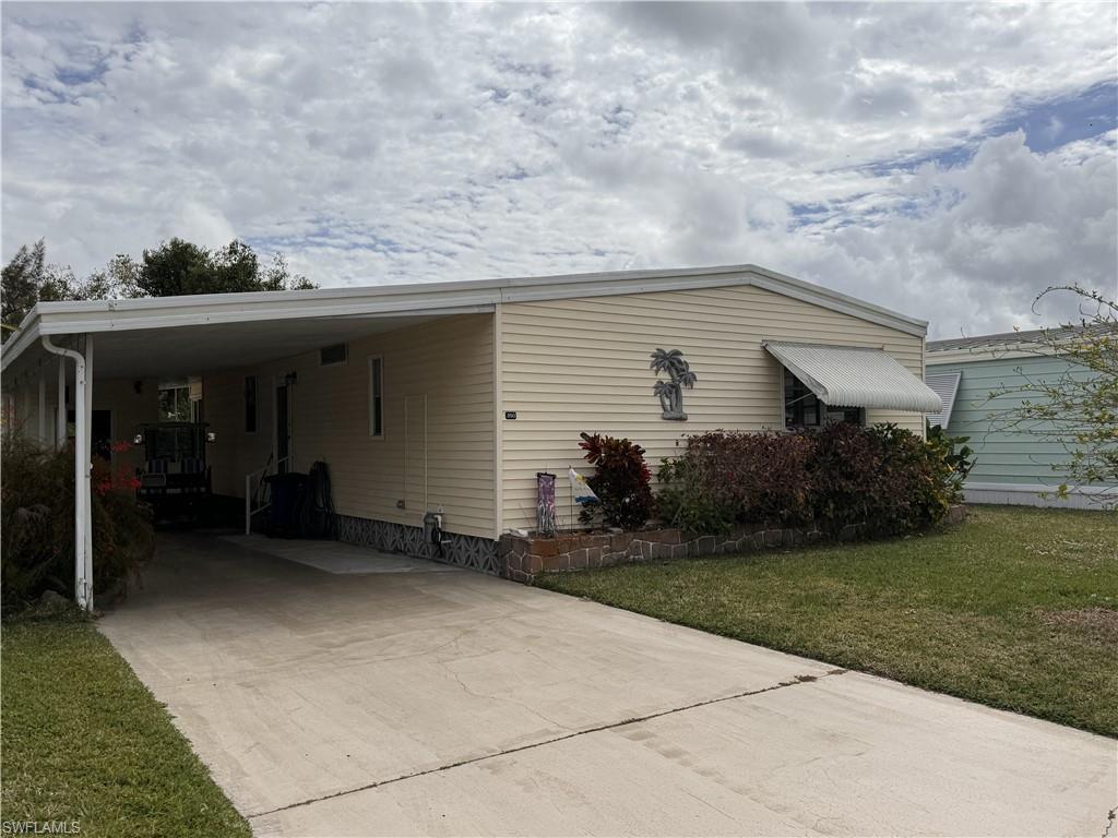 350 Shoreland Dr Property Photo 9