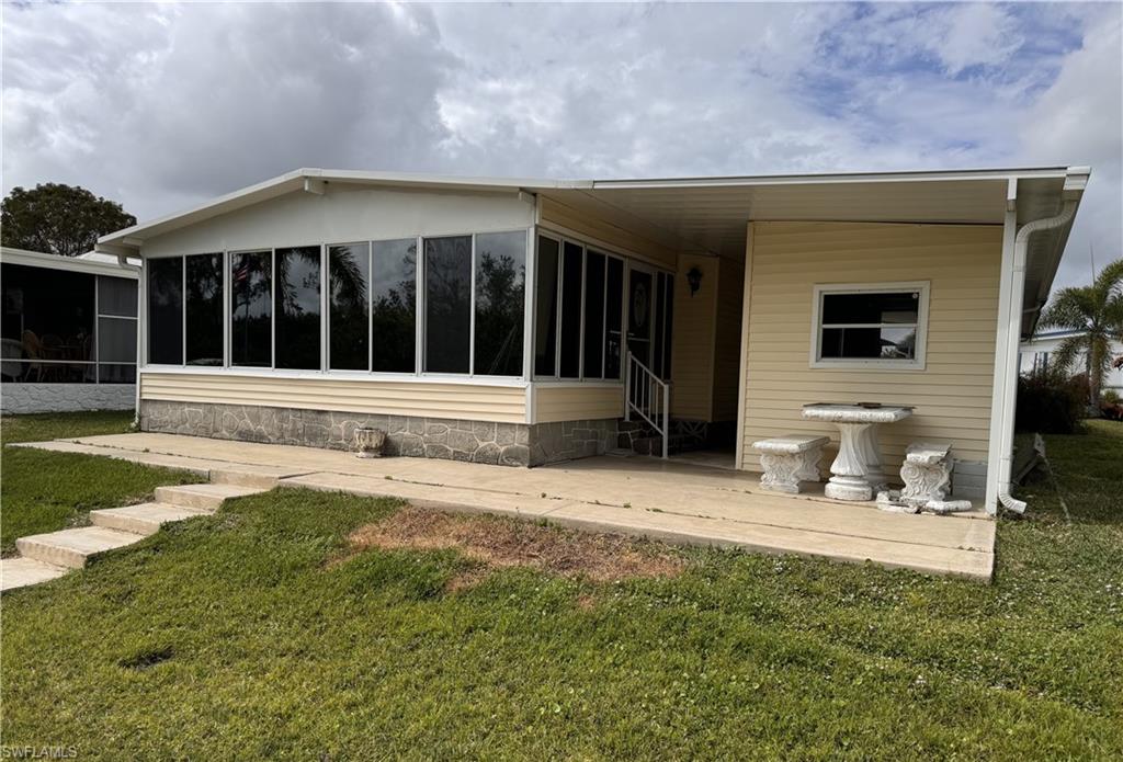 350 Shoreland Dr Property Photo 10