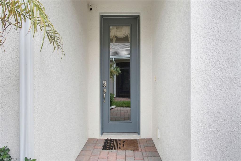 14915 Edgewater Cir Property Photo 6