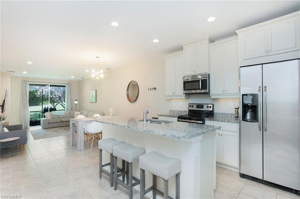 14915 Edgewater Cir Property Photo 11