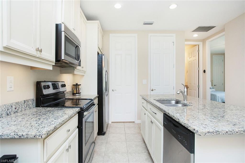 14915 Edgewater Cir Property Photo 14