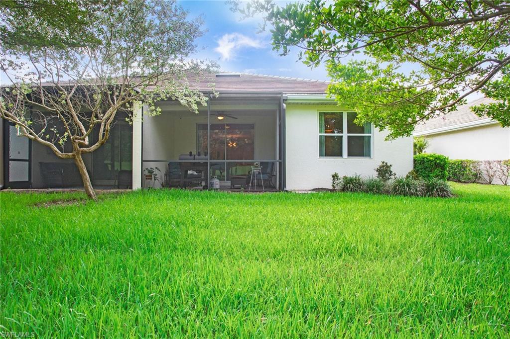 14915 Edgewater Cir Property Photo 25