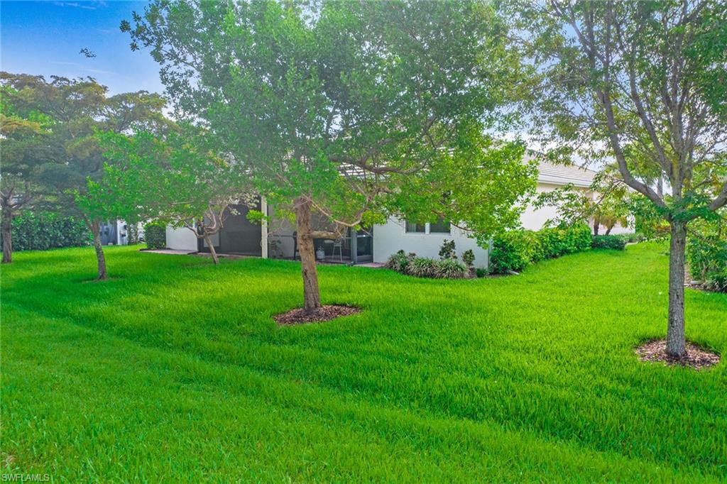14915 Edgewater Cir Property Photo 28
