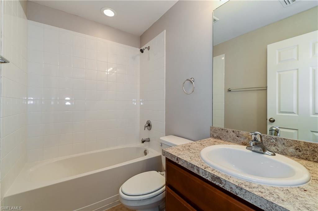 1606 Sw 27th Ter Property Photo 7