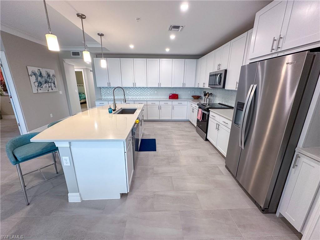 201 Indies Dr # 102 Property Photo 10
