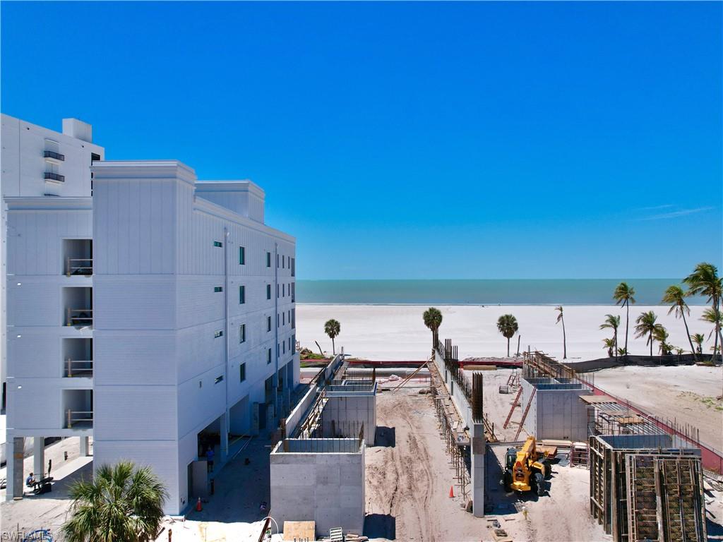 6230 Estero Blvd # 302 Property Photo 18