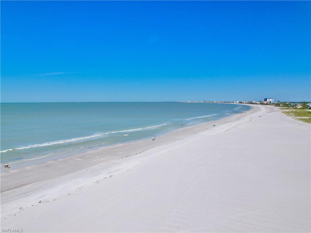 6230 Estero Blvd # 302 Property Photo 24