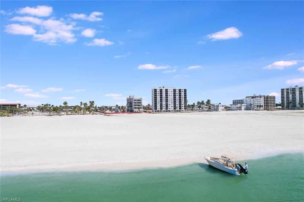 6230 Estero Blvd # 302 Property Photo 32
